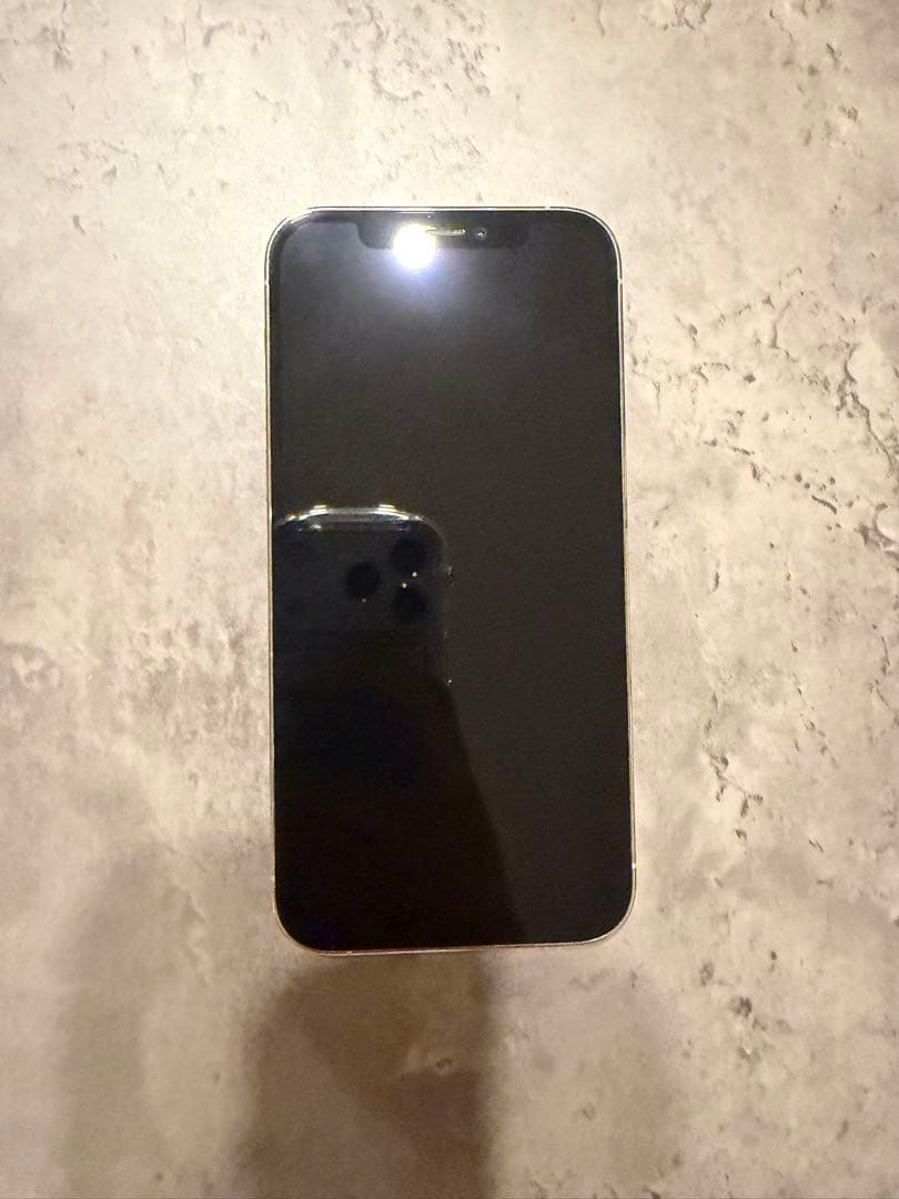 【美品】iPhone12pro 512GB シルバー Apple SIMフリー