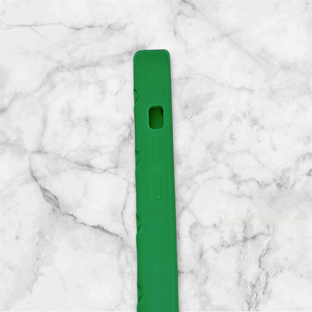 未使用級　ボッテガ Bottega Veneta グリーンiPhone14Pro