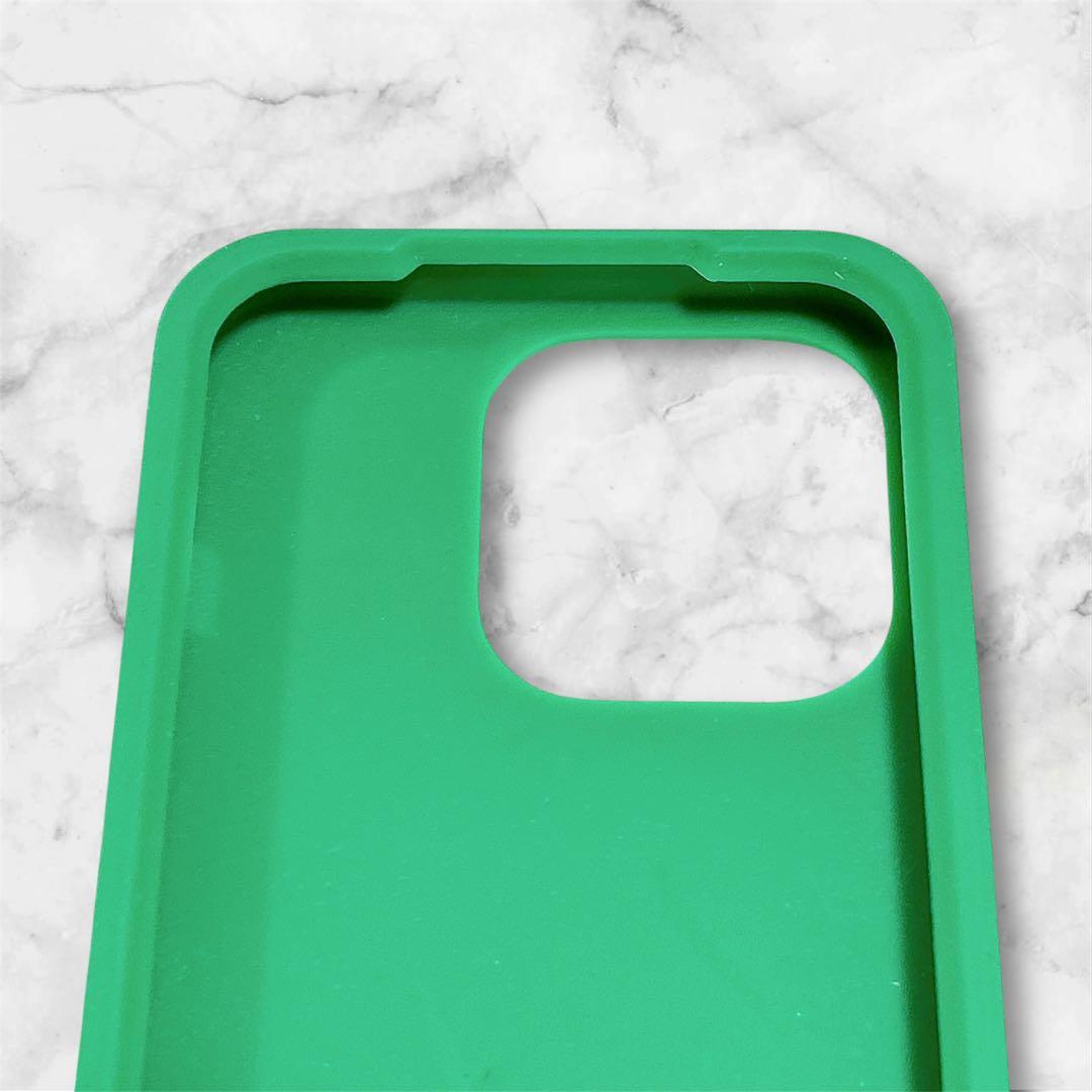 未使用級　ボッテガ Bottega Veneta グリーンiPhone14Pro