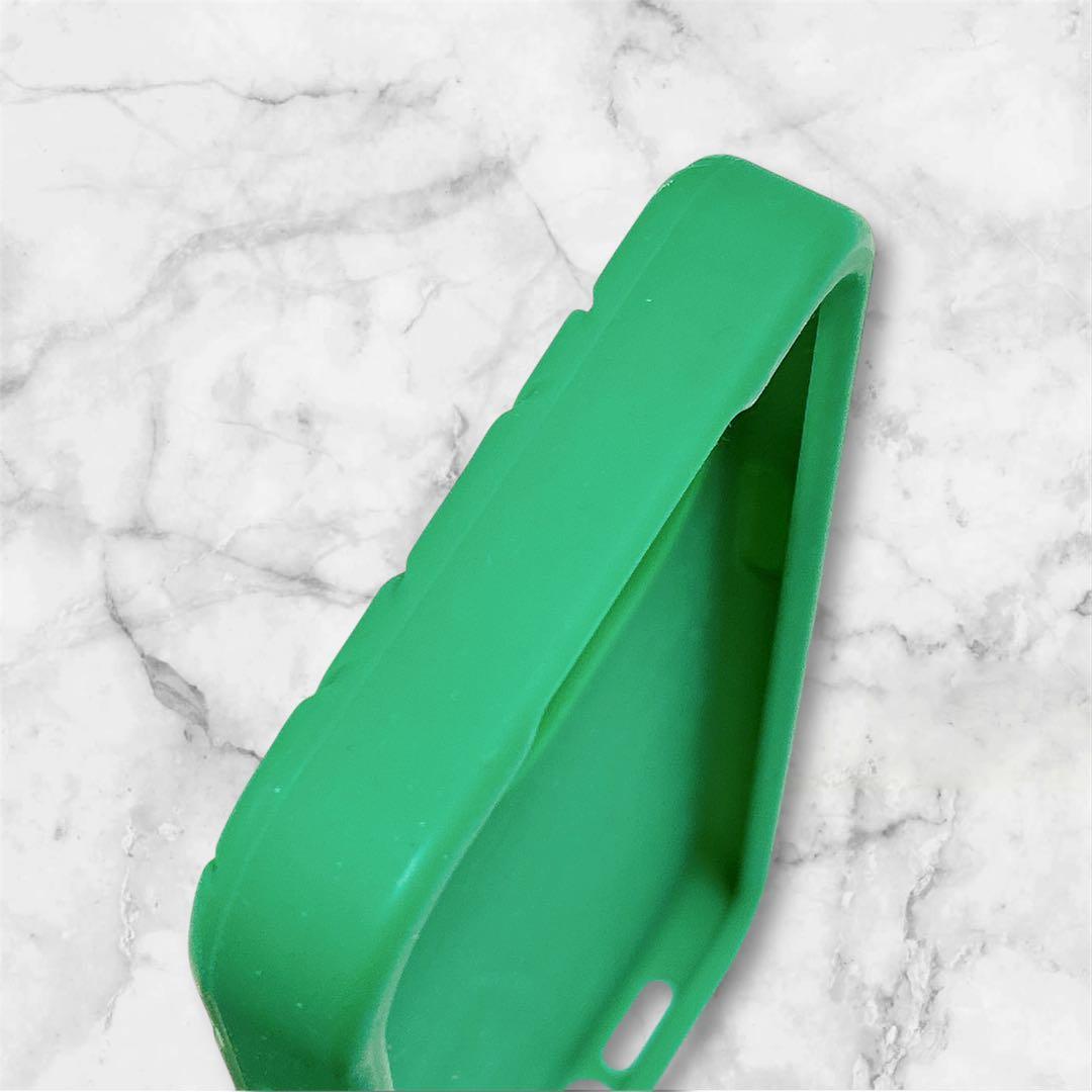 未使用級　ボッテガ Bottega Veneta グリーンiPhone14Pro