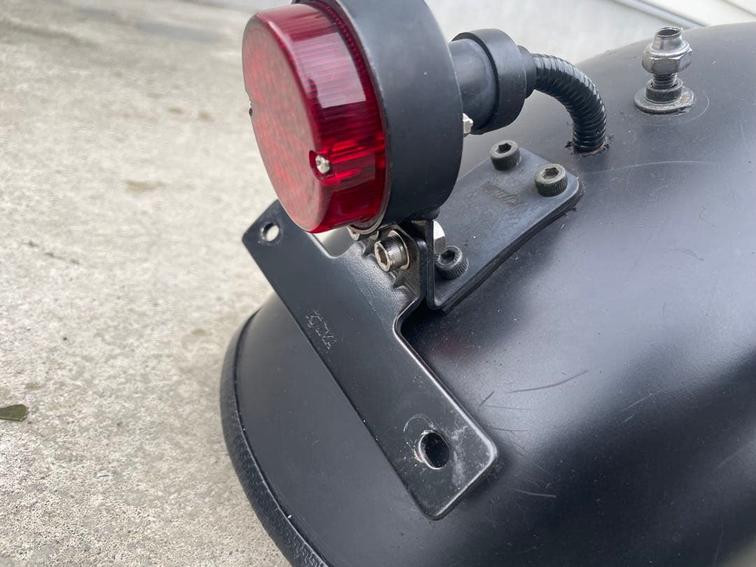 ドラッグスター400クラシック　純正フェンダー　カット済み　キジマテール付き