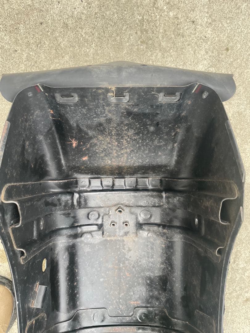 ドラッグスター400クラシック　純正フェンダー　カット済み　キジマテール付き