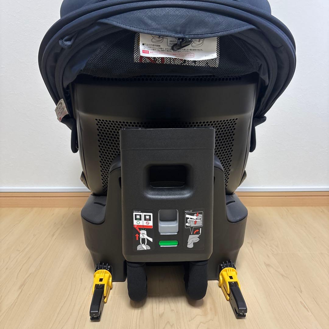 【美品 数回使用】エールベベ クルット5i グランス ISOFIX 新生児