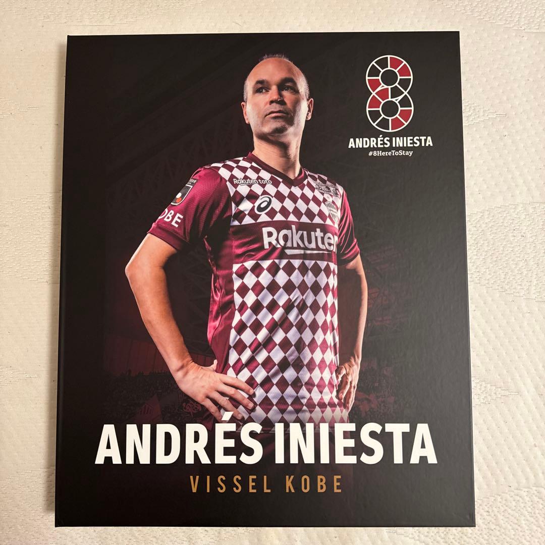 イニエスタ選手 レプリカユニフォーム（数量限定シリアルナンバー入りBOX付）