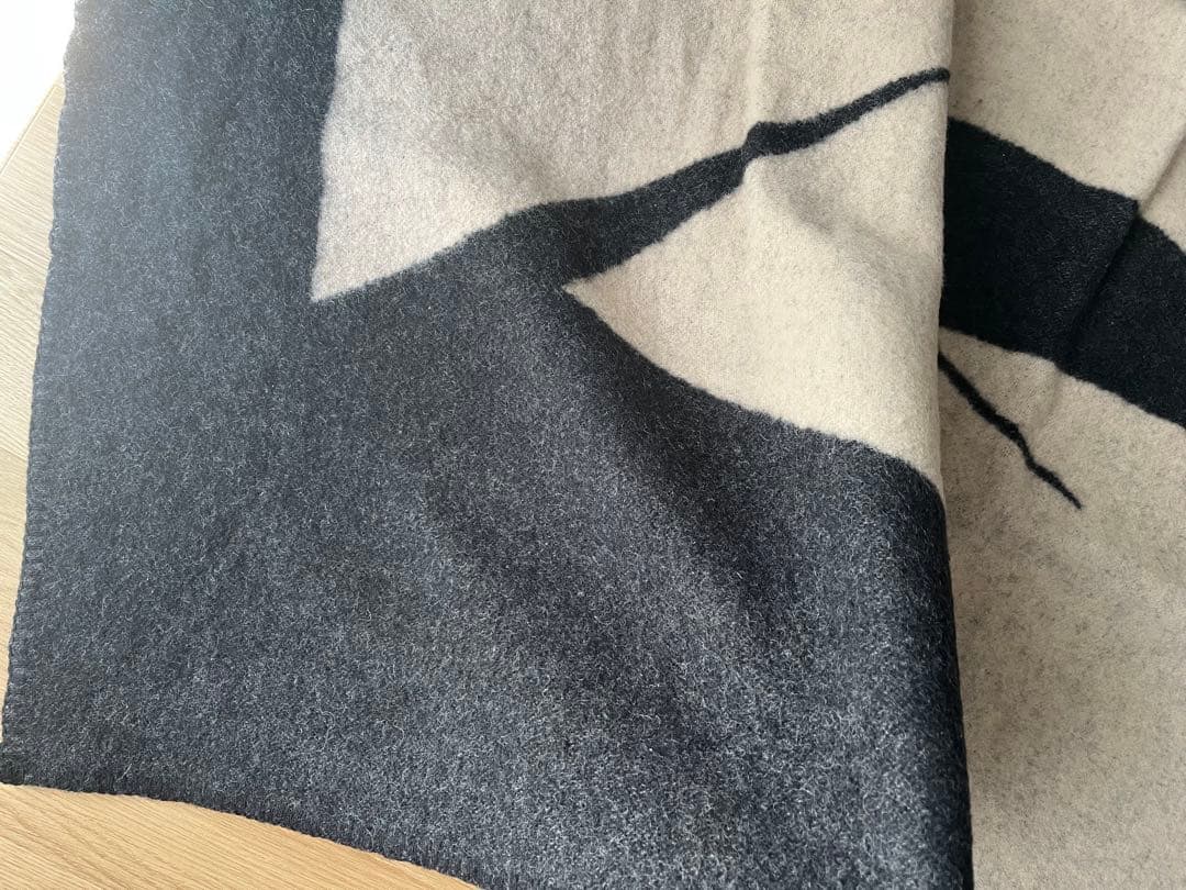 mina perhonen × KLIPPAN DANCE ブランケット