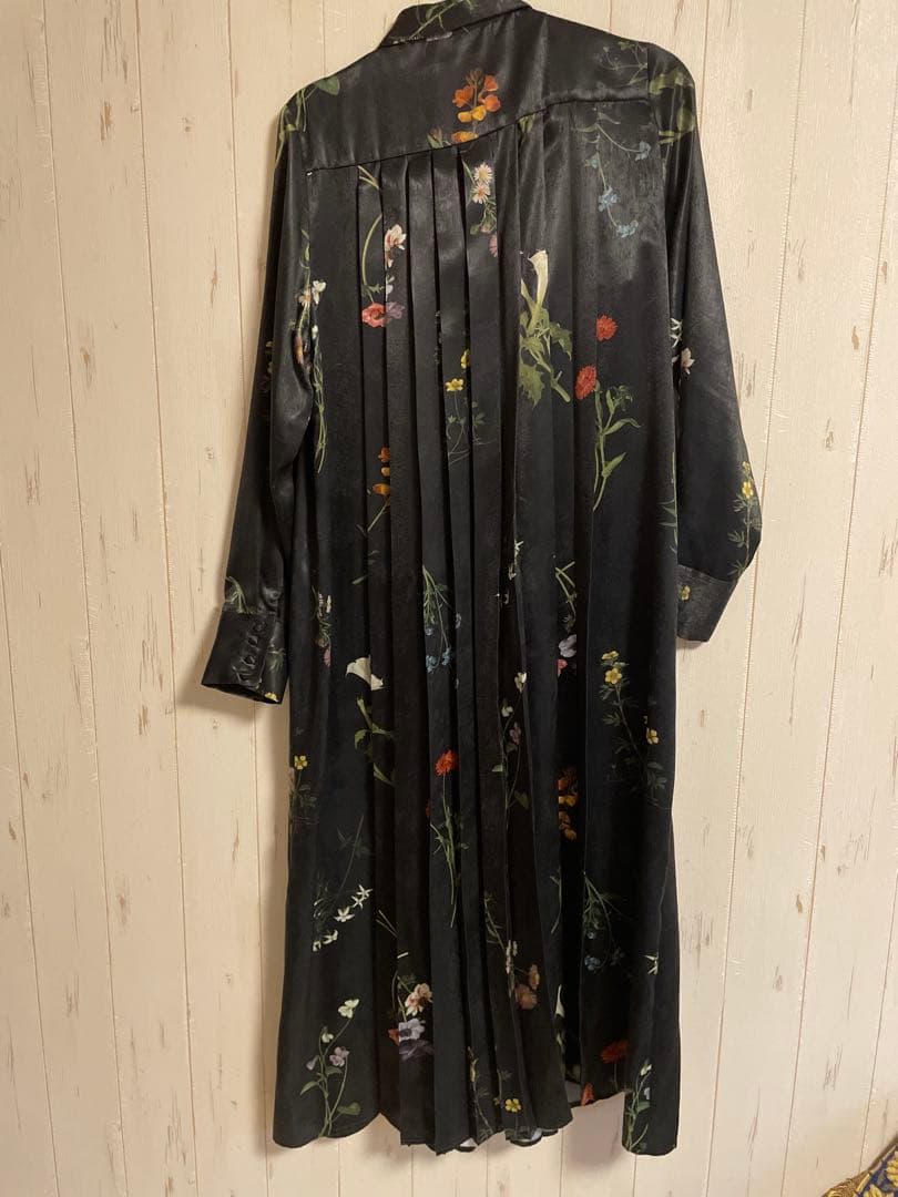 花柄 緑色 ワンピース Sサイズ（〜1/3）