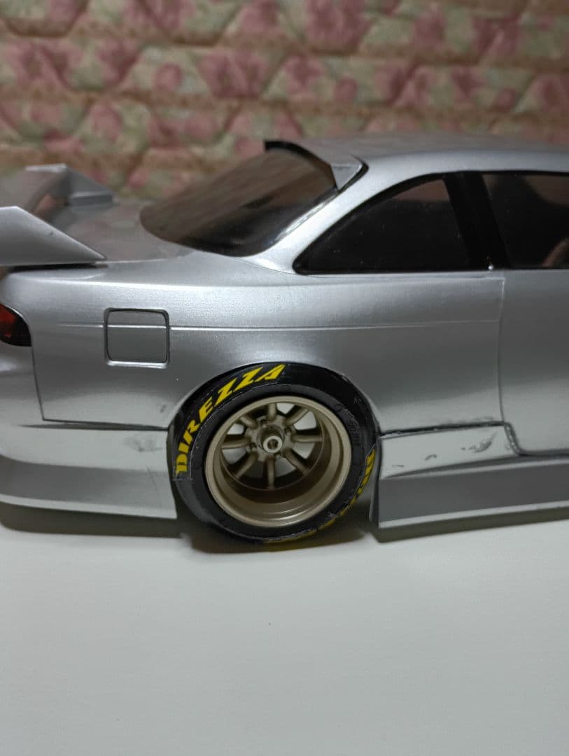 オ*ん様 S14シルビア（後期)ボディー　前後ブリスターフェンダー仕様 1/10