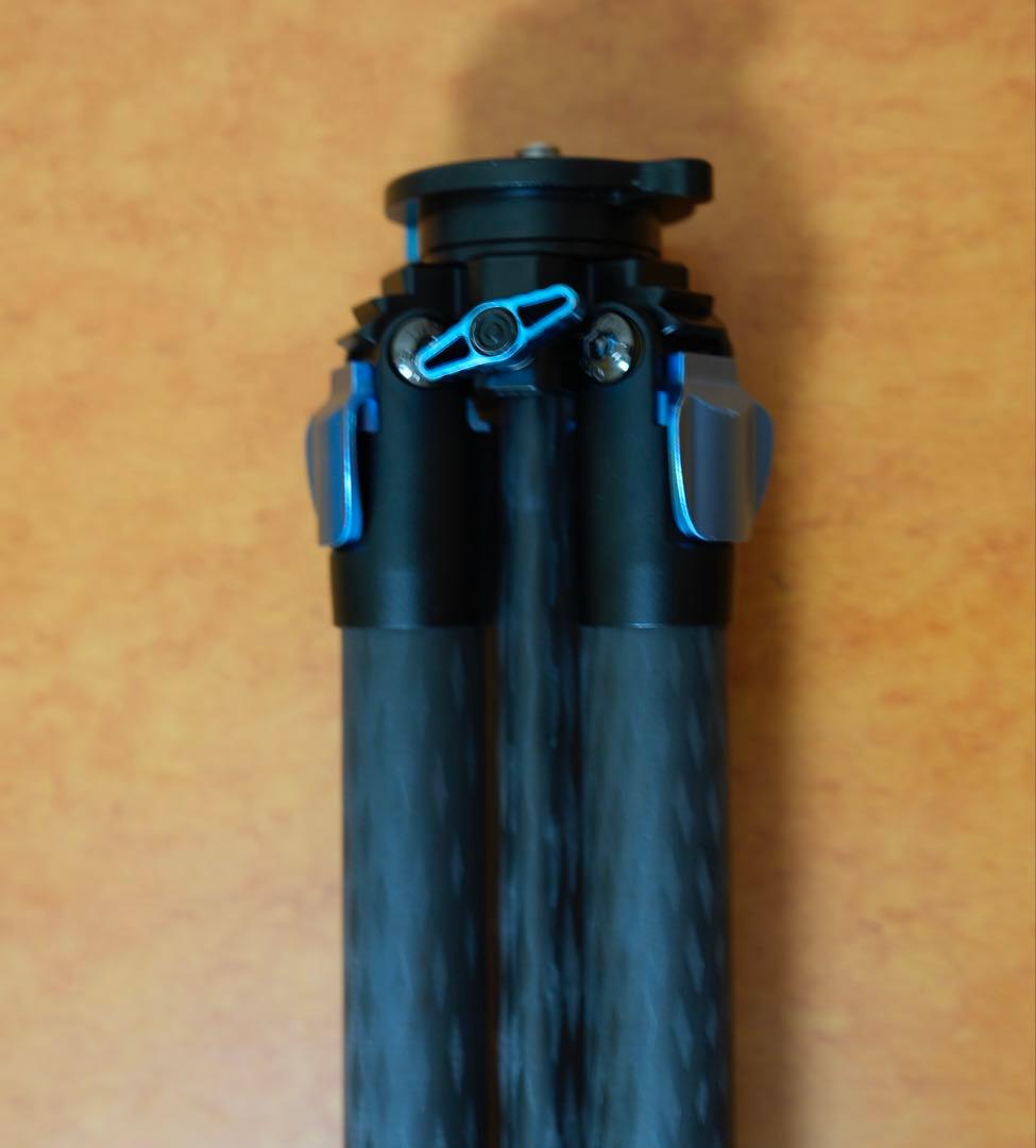 SIRUI ST-125 カーボン三脚