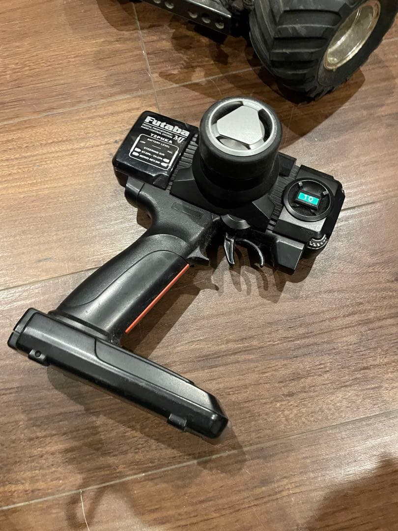 タミヤ？オフロードラジコンカー トリガー式リモコン付き　動作未確認