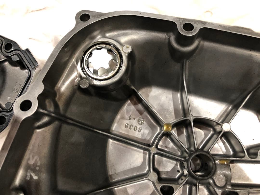 Z900RS 純正エンジンカバーセット　アルミ磨き　クラッチカバー他