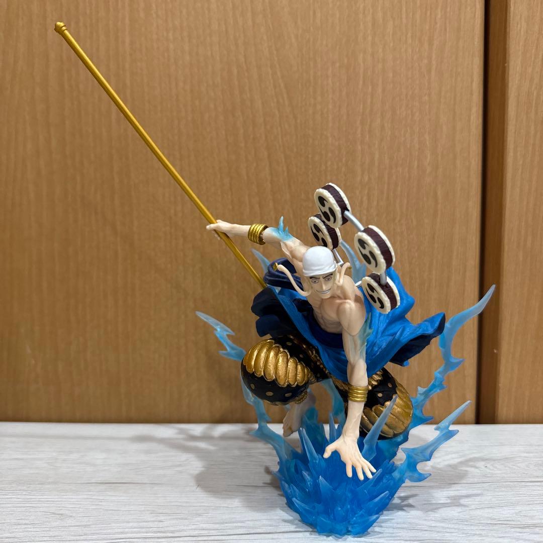 ワンピース　フィギュア　一番くじ　ルフィ　ニカ