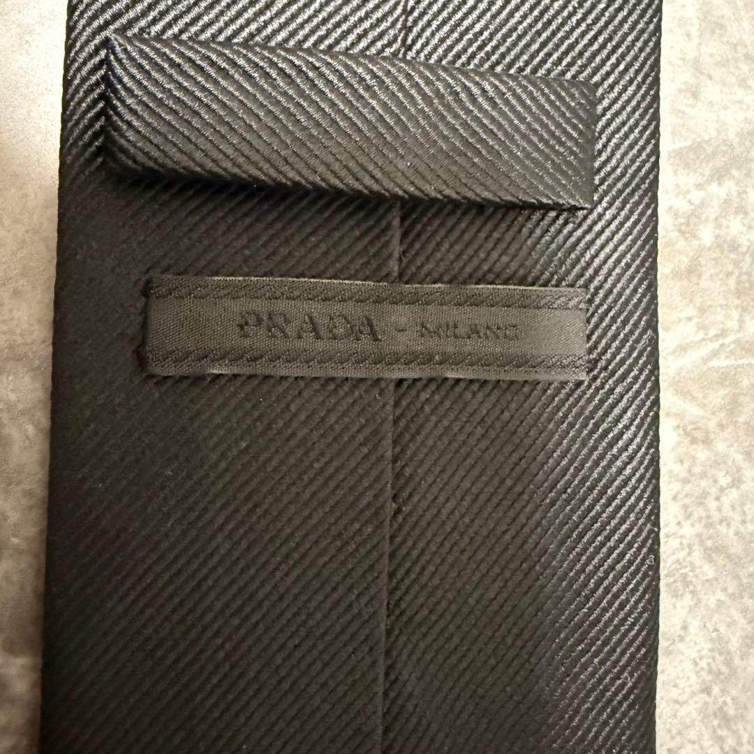 【✨極美品✨】PRADA プラダ ネクタイ ソリッド ブラック 無地 シルク 黒