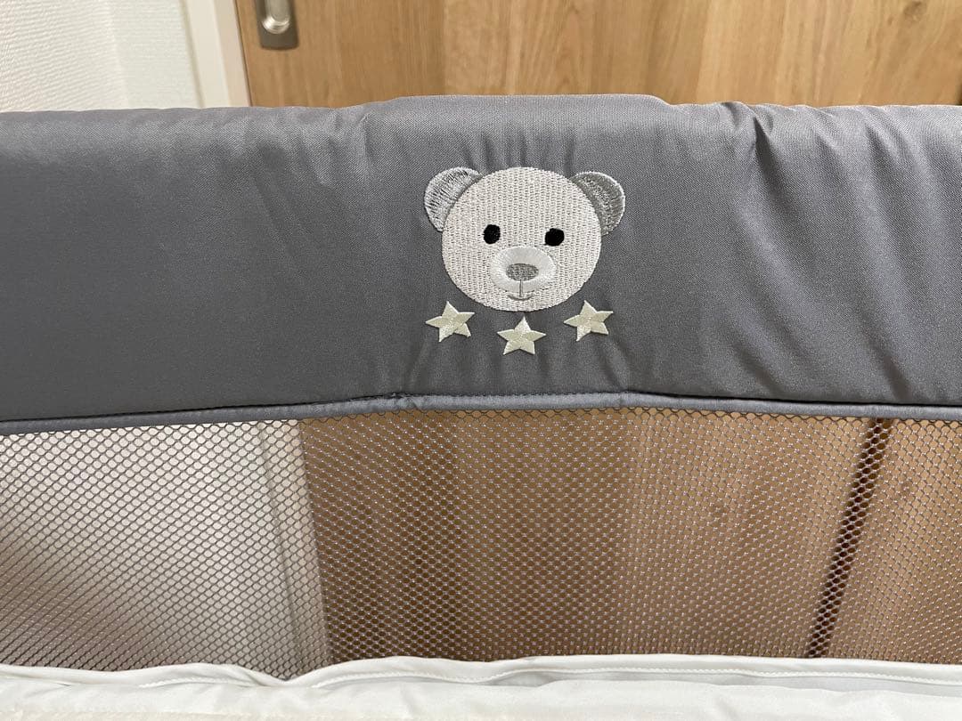 折りたたみベビーベッド グレー ココネルエアー