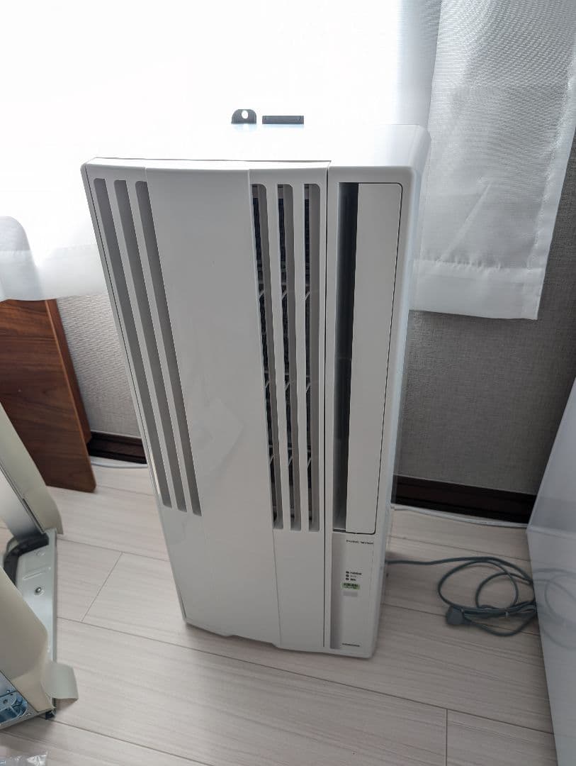 か〜こ　ウィンドウエアコンコロナ　使用1日