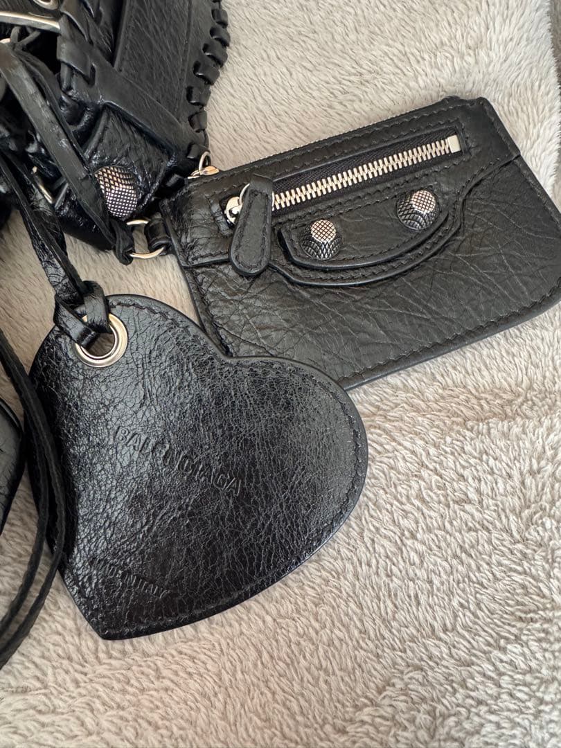 最終値下げ！BALENCIAGAバレンシアガLECAGOLE XSバッグ