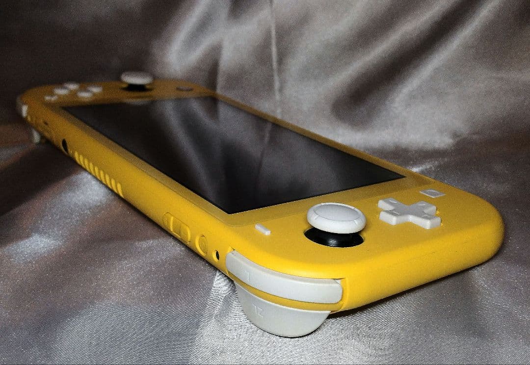 Nintendo Switch Lite HDH-001 イエロー 本体のみ