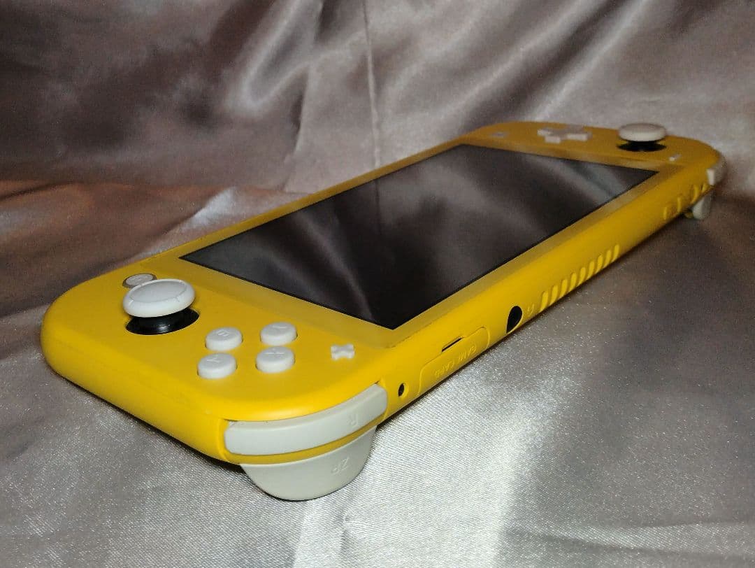 Nintendo Switch Lite HDH-001 イエロー 本体のみ