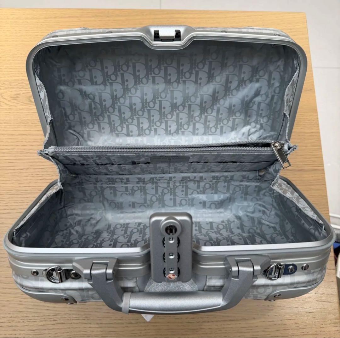 ディオールレア 限定版 x リモワ キャリーオンケース銀オブリークアルミニウム