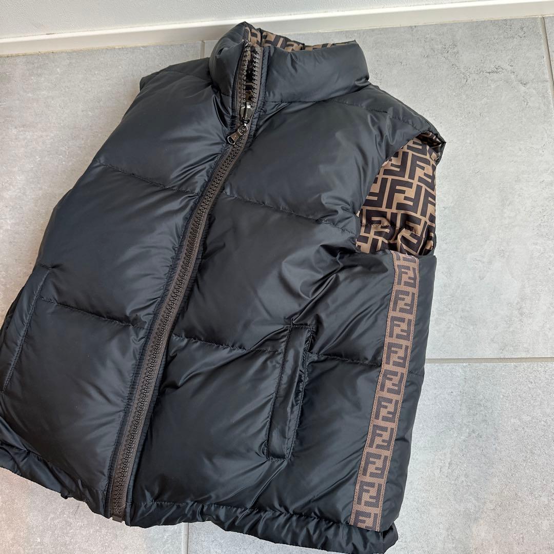 フェンディ　キッズ　ダウンベスト　リバーシブル　ジュニア　レディース　165