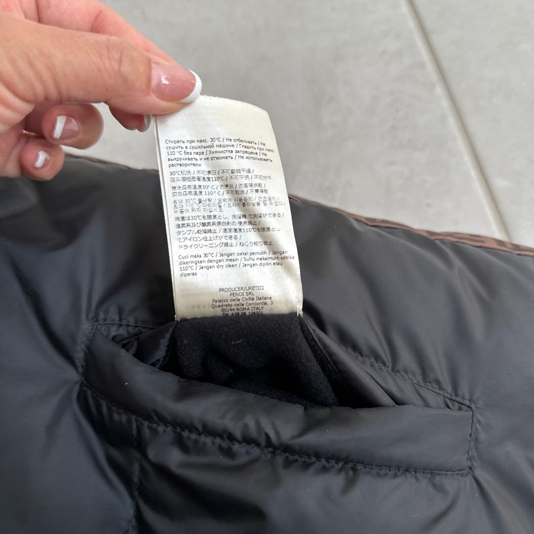 フェンディ　キッズ　ダウンベスト　リバーシブル　ジュニア　レディース　165