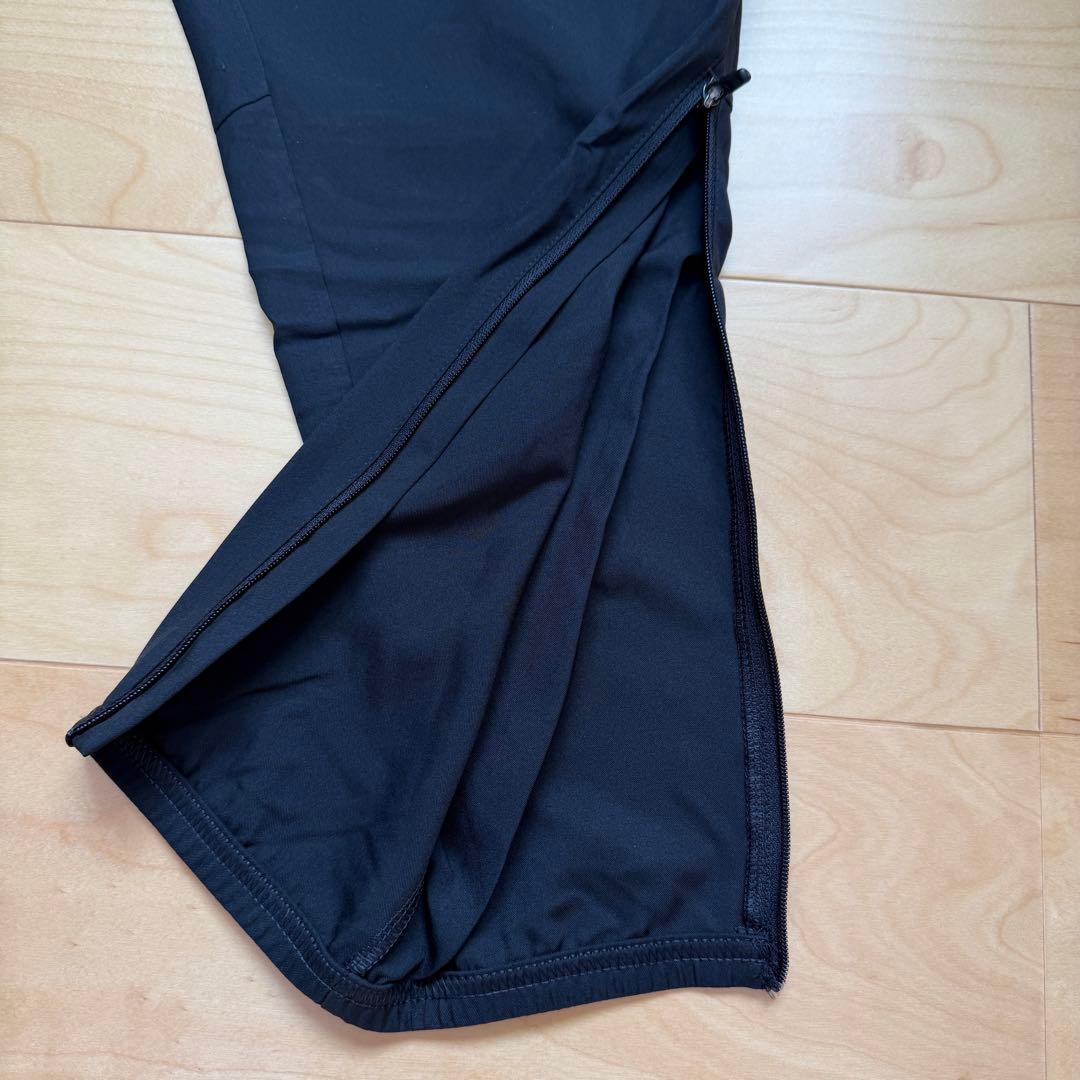 NIKEナイキ　ランニングウェア　上下セット　上着　パンツ　黒ブラック　M 新品