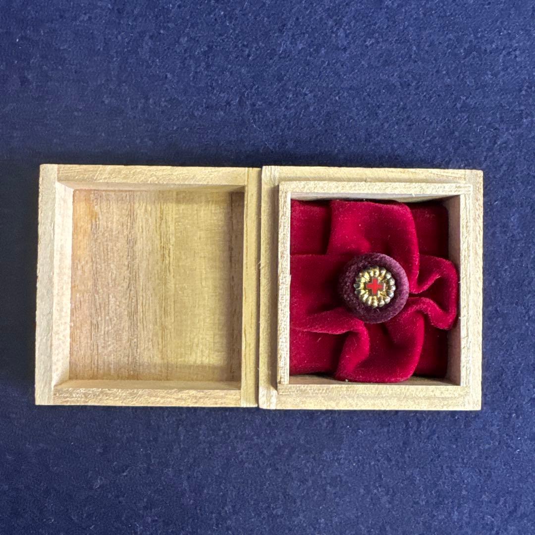 日本赤十字社　金色有功章　2点　他2点