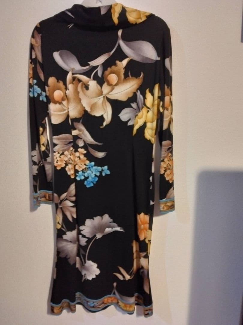 レオナール　ワンピース