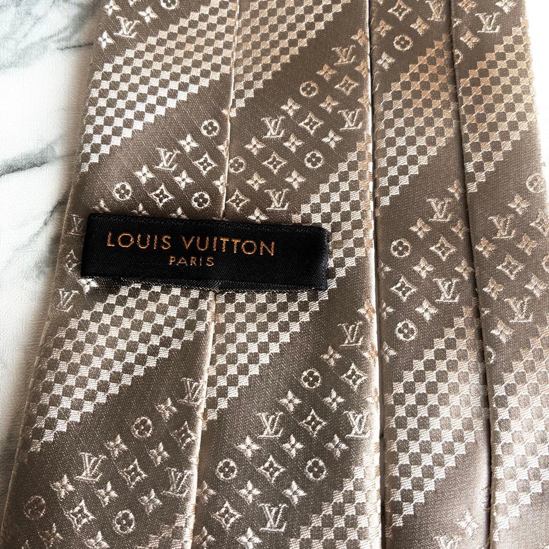 ✨希少✨未使用箱付き✨ルイヴィトン　ダミエミックスモノグラム　ゴールド　ネクタイ