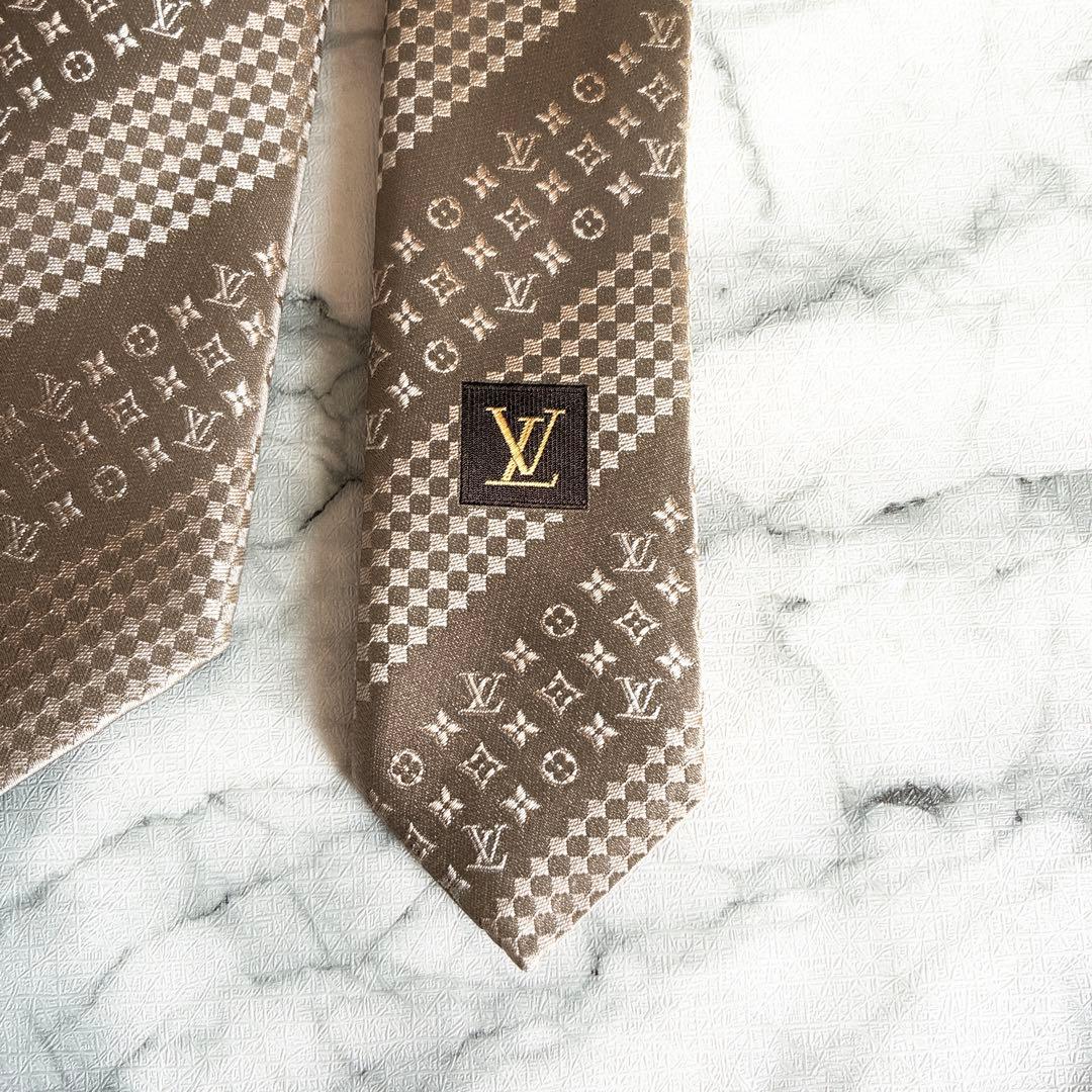 ✨希少✨未使用箱付き✨ルイヴィトン　ダミエミックスモノグラム　ゴールド　ネクタイ
