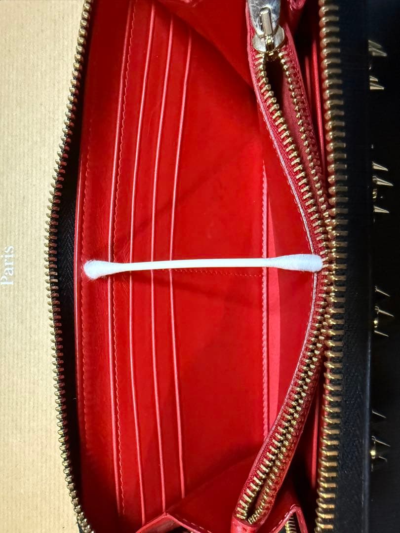 クリスチャンルブタン 長財布 パネトーネ ラウンド レザー ブラック