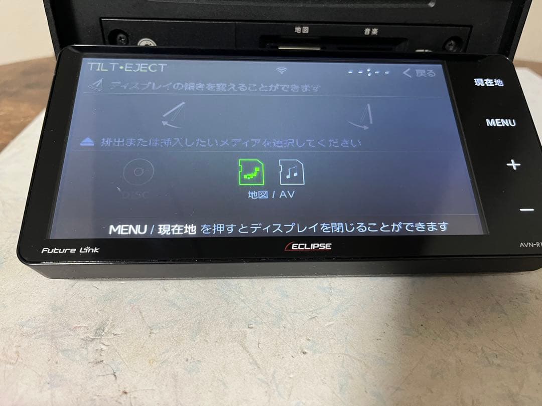 ECLIPSE製ナビ　AVNーR10W { R }