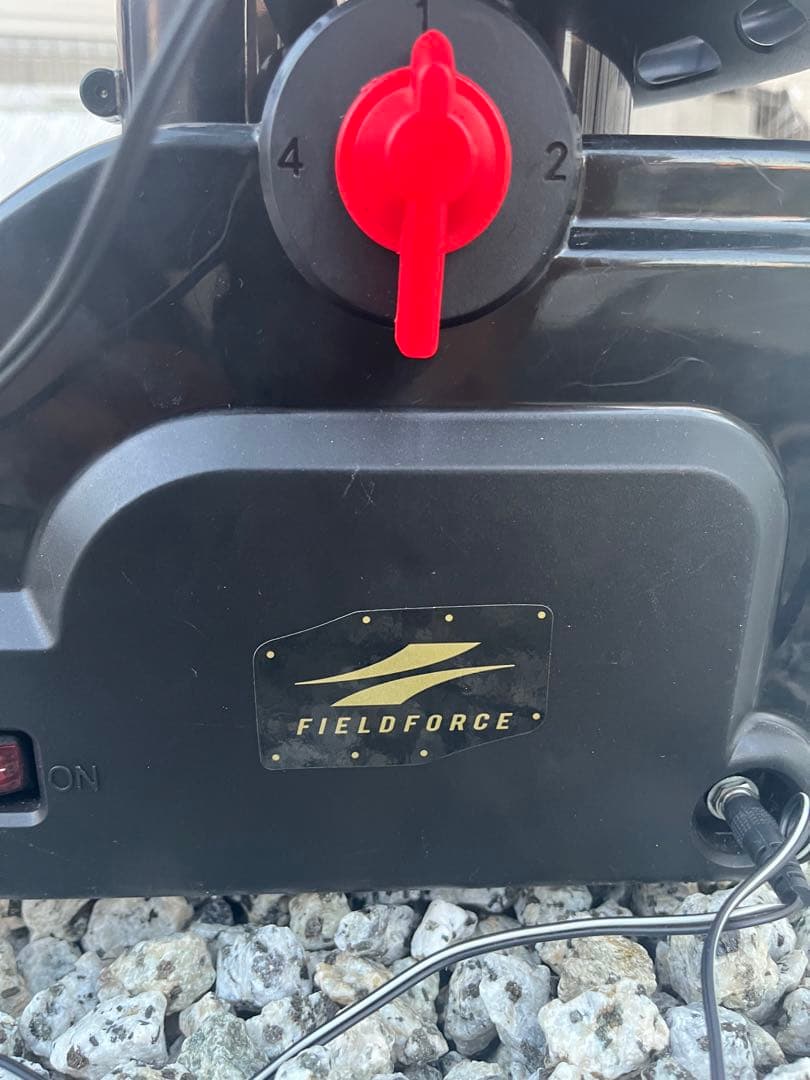 FIELD FORCE ミートポイントボール30球とトスマシン FTM-401