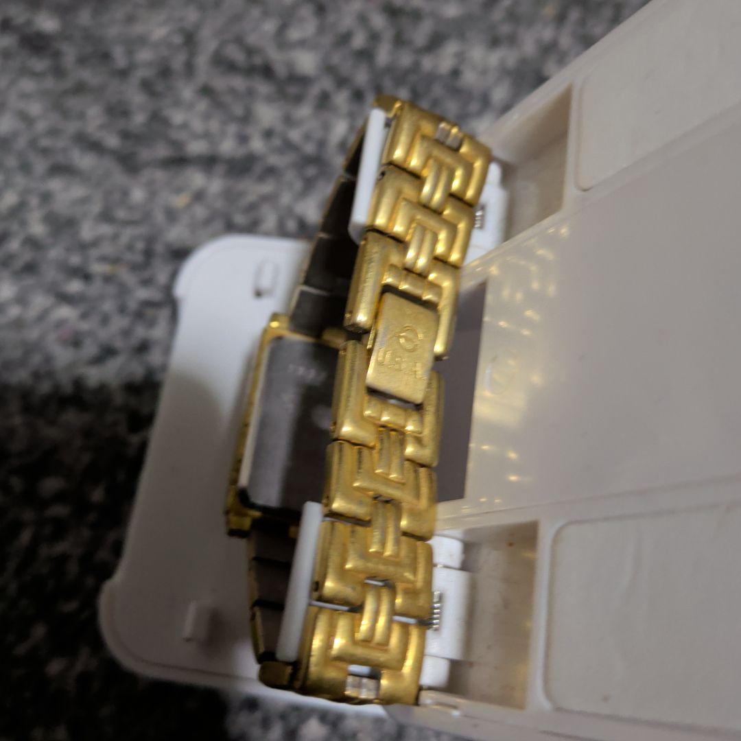 CREDIT SUISSE ゴールド 腕時計　匿名発送　送料込