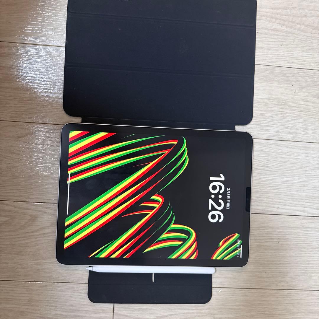 こ*ー様 iPad Air 第5世代 256GB Wi-Fi スペースグレイ ペ