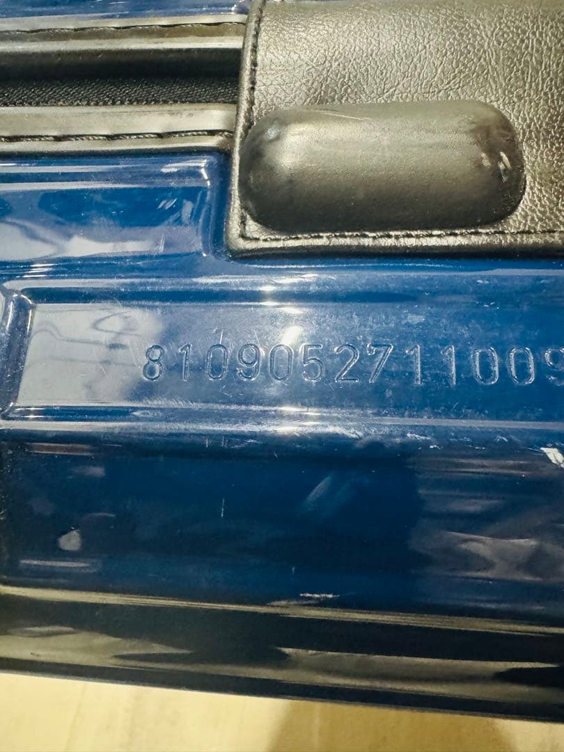 RIMOWA リモワ 81090 4輪 キャリーケース　サルサ　機内持込可