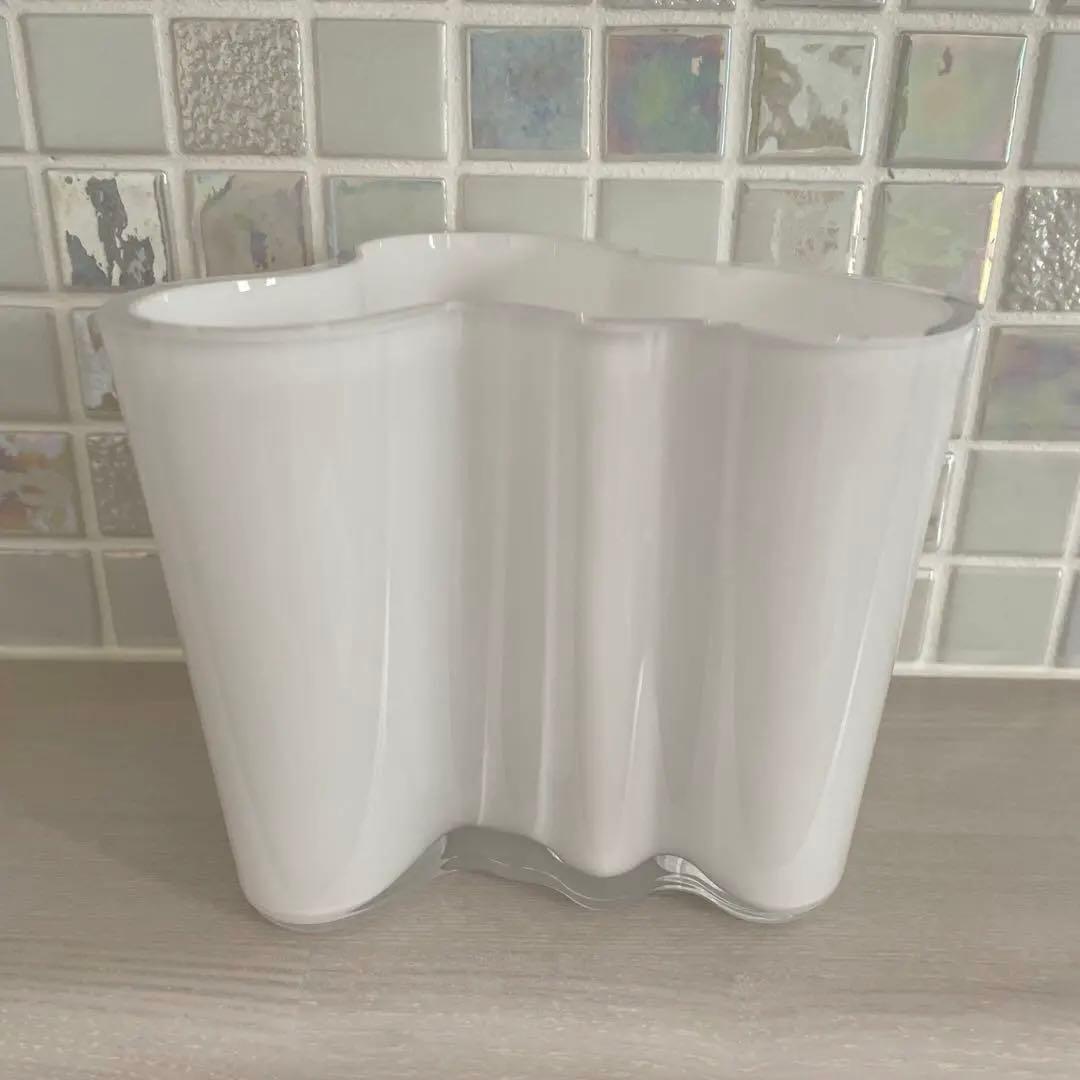 Mpico❗️ イッタラ　フラワーベース ホワイト　95mm