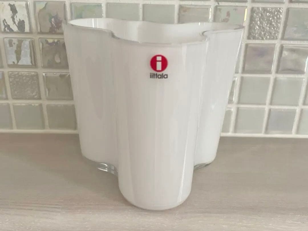 Mpico❗️ イッタラ　フラワーベース ホワイト　95mm