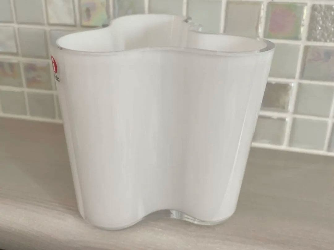 Mpico❗️ イッタラ　フラワーベース ホワイト　95mm