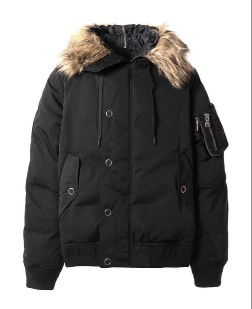 breath ダウンジャケット　n2b T-Pablow着用　ファーダウン