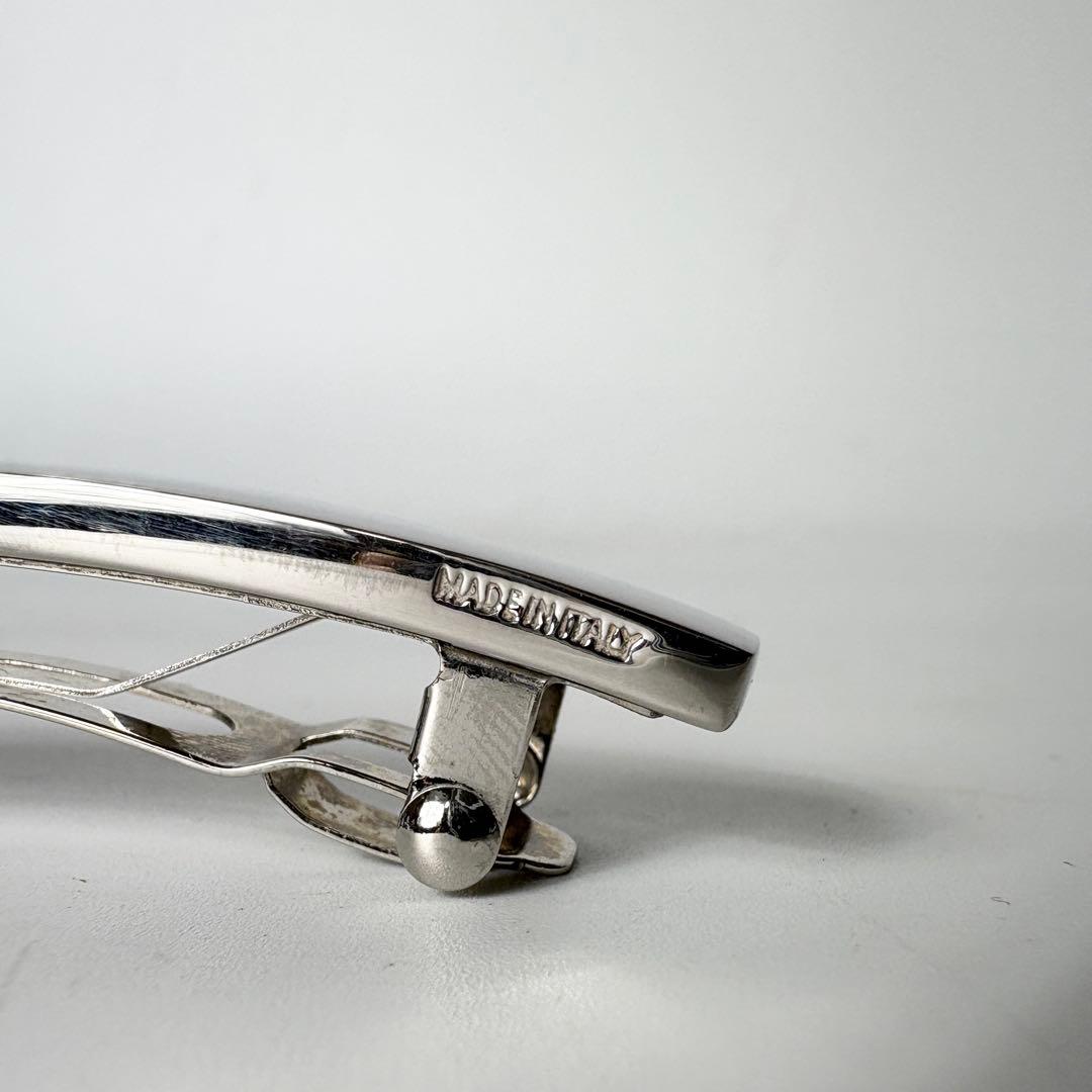 フェラガモ　バレッタ　シルバー　ヘアアクセサリー　髪留め