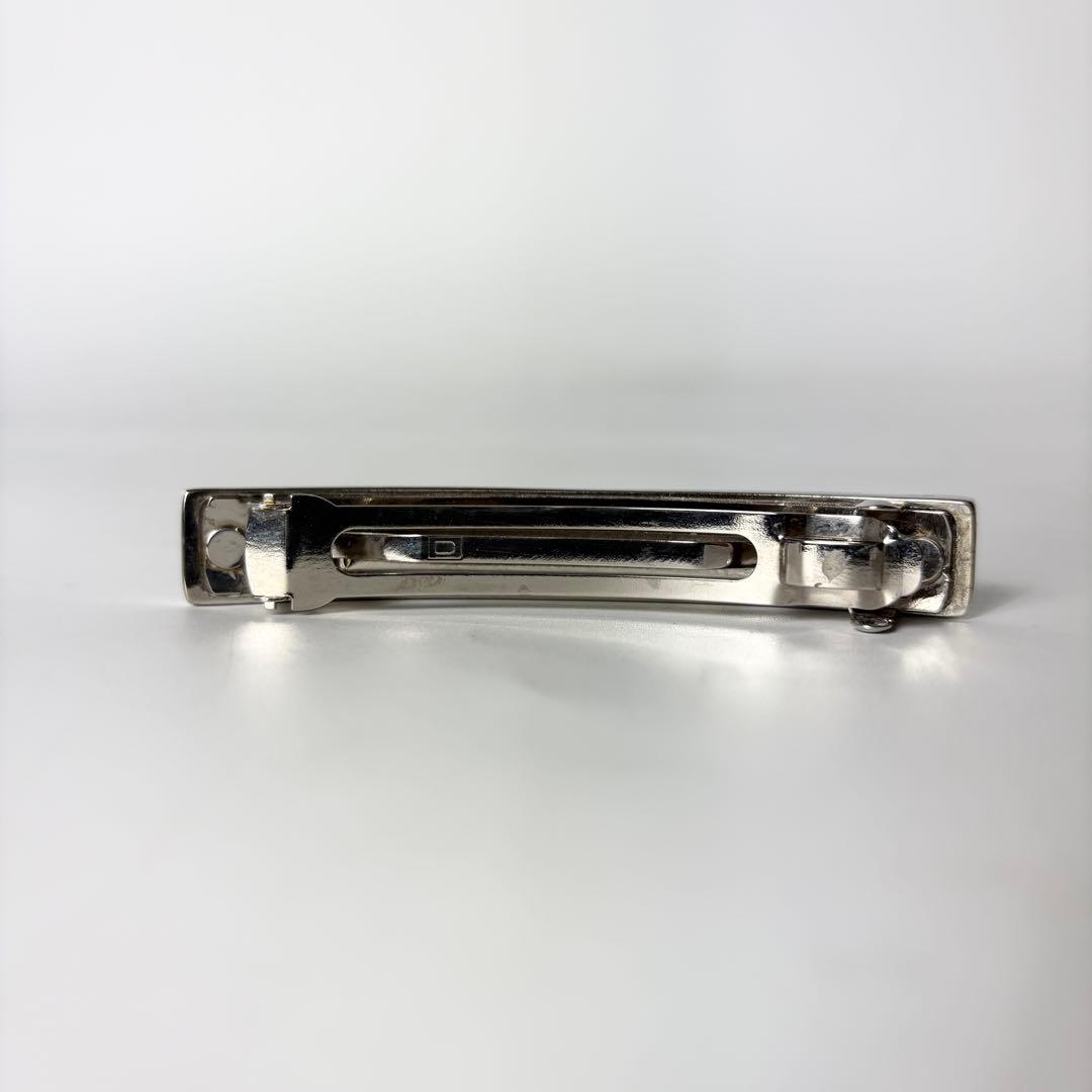 フェラガモ　バレッタ　シルバー　ヘアアクセサリー　髪留め