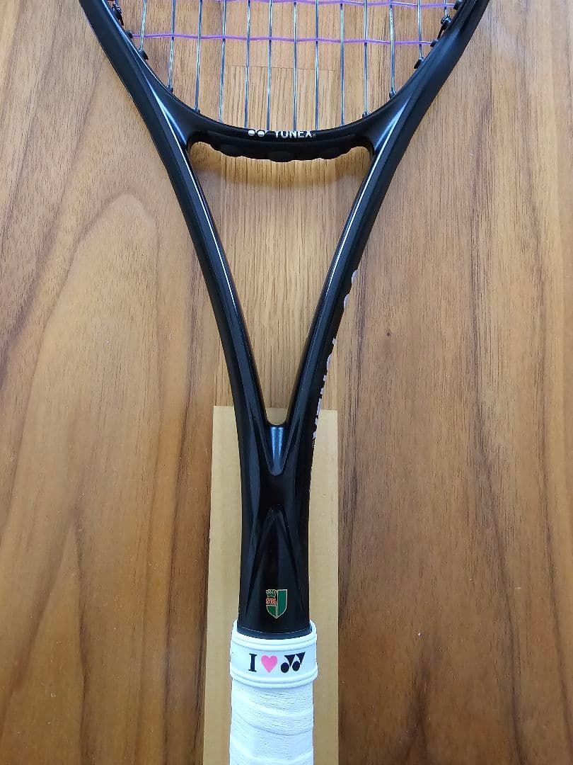 YONEX　VOLTRAGE8S　プレミアムカスタムフィット