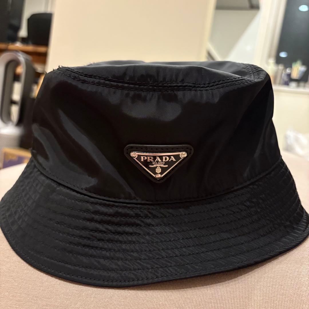 【正規品・美品】PRADA ブラック バケットハット　ユニセックス