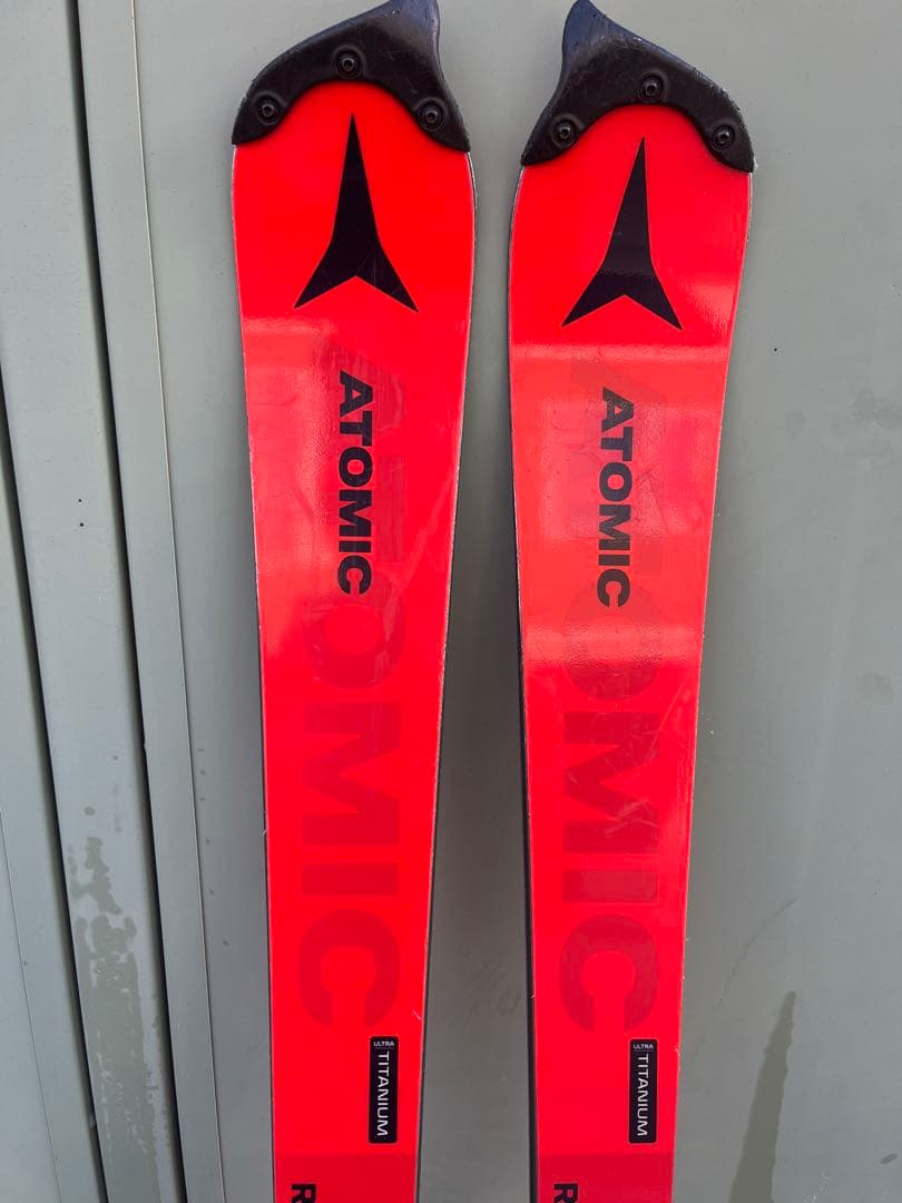 コマタロ。ATOMIC REDSTER スキー板165cm ビンディング付