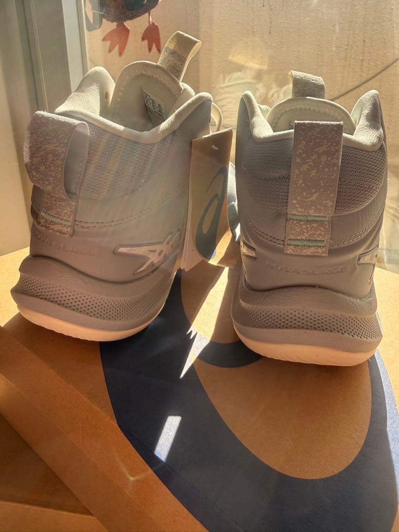 asics NOVA SURGE 3 ノヴァサージ ２４cm⭐︎週末セール⭐︎