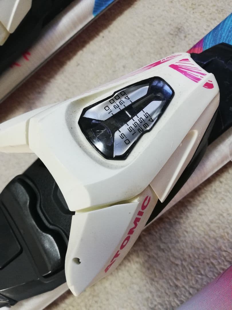 ATOMIC スキー板・ビンディング・ストック 3点セット 子供 キッズ 女の子