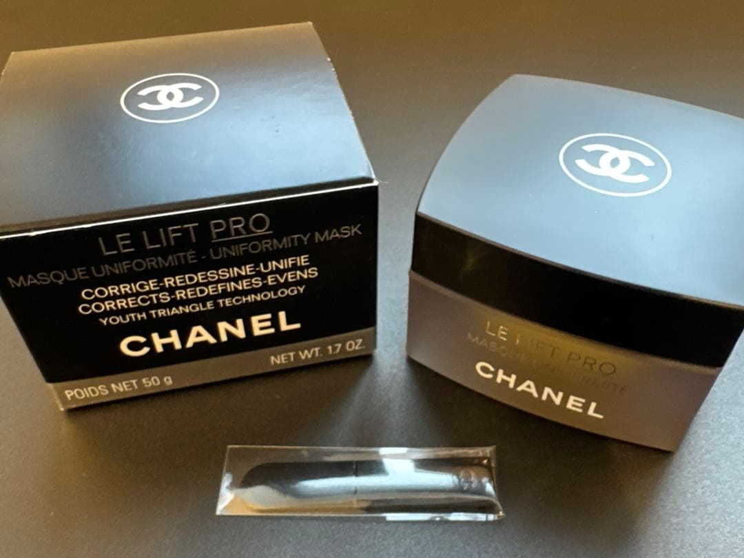 【新品】CHANEL ル リフト プロ ユニフォームマスク 50g