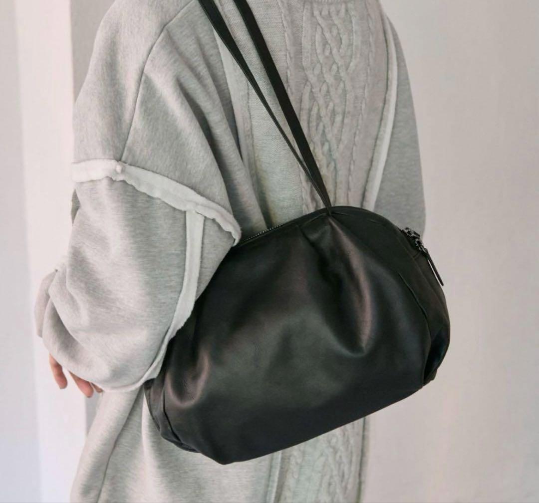 本革 430g コロンボストンバッグ ブラック イアパピヨネ