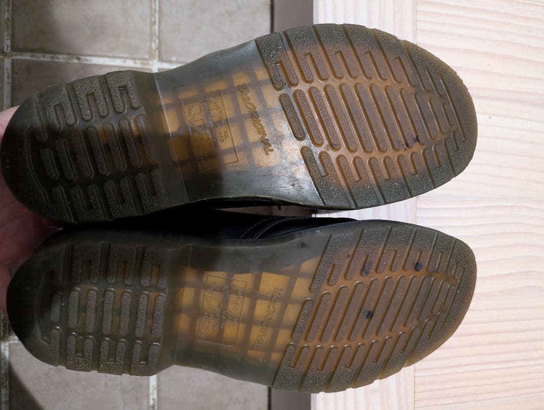 Dr. Martens 3ホール ブラックレザー レースアップシューズ ブーツ