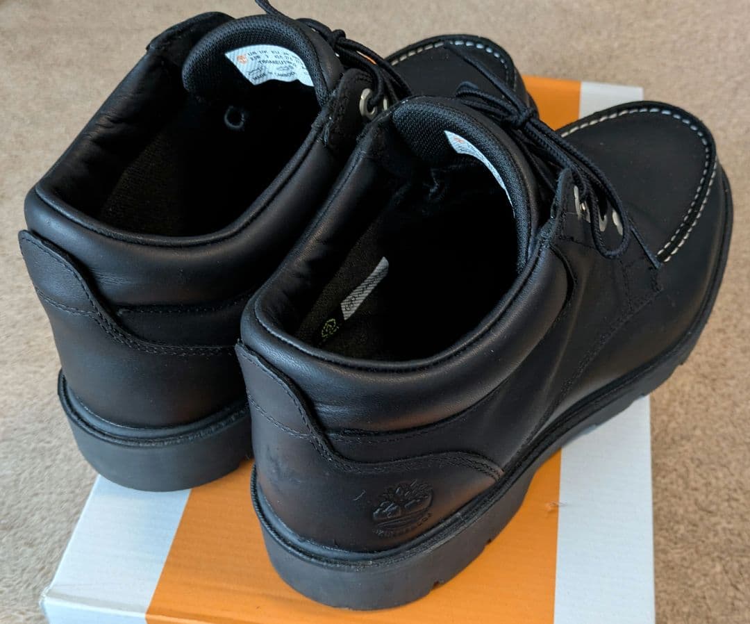 靴 Timberland classic lace up waterproof